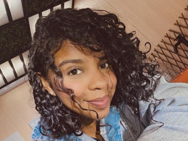 LisaMendez - Sexe cam en vivo - 24094365
