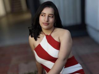 EmilyXHank - Live sex cam - 24094541