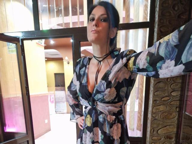 JoliDanielle - Live sex cam - 24095209