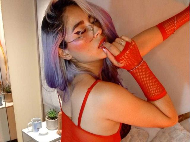 LunaMjs - Live sex cam - 24098129