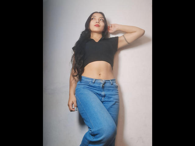 IbbyeMoreau - Live porn &amp; sex cam - 24099097
