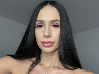LaraaYah - Live sex cam - 24100109