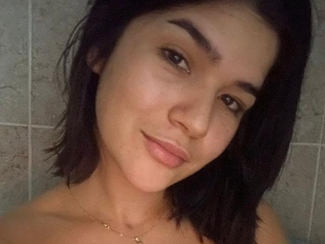 ScarlletZhen - Live Sex Cam - 24102629