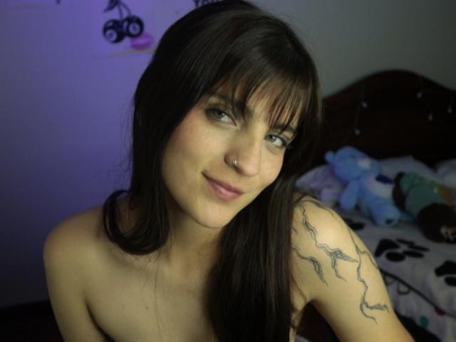 SarahhTanyas - Live porn &amp; sex cam - 24105077
