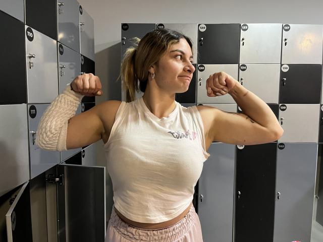 AtheneaRossi - Live sexe cam - 24116729