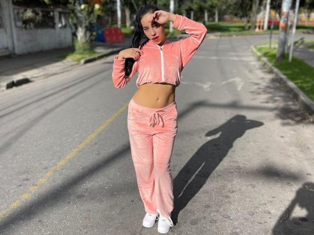 ValeryStrong - Sexe cam en vivo - 24117269