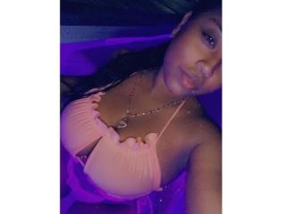 ChocolateTits - Live sexe cam - 24118629