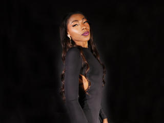 ElaDaniels - Sexe cam en vivo - 24120577