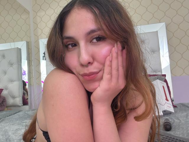 AmberlStha - Live sex cam - 24120869