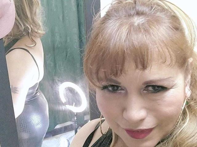 Kazsandra - Sexe cam en vivo - 24122837