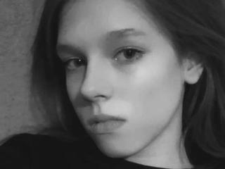 MelissaCrayzy - Sexe cam en vivo - 24122861
