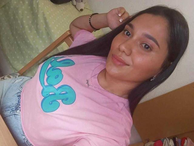 NicollCooper - Live porn &amp; sex cam - 24122969