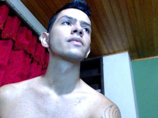 LatinDevilx - Live sexe cam - 2412459