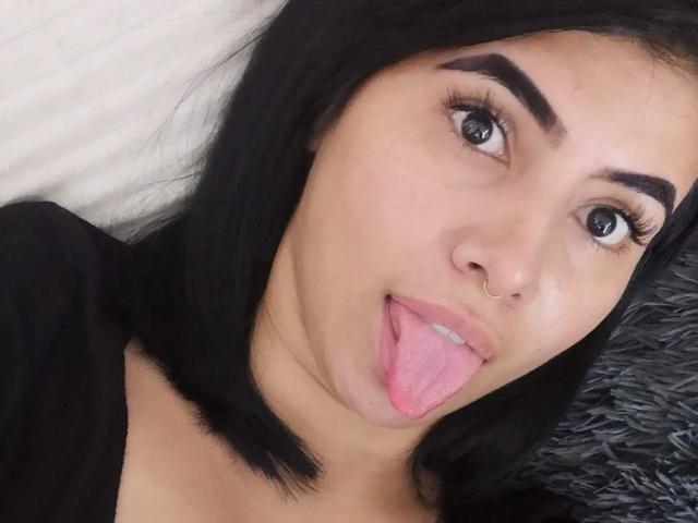 StefaniaFernanda - Sexe cam en vivo - 24129637