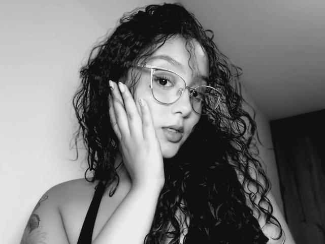 SofiaBrowm - Live sex cam - 24129761