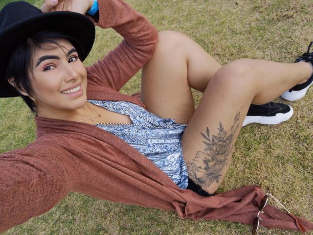 StefaniaFernanda - Sexe cam en vivo - 24129793