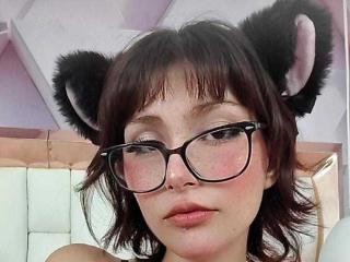 IsabellaHallad - Sexe cam en vivo - 24130621