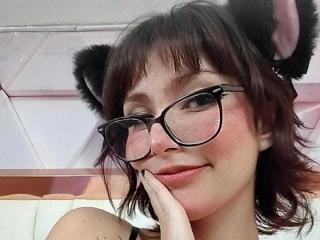 IsabellaHallad - Sexe cam en vivo - 24130637