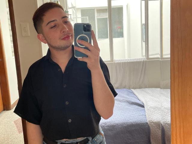 AntonioMoretti - Live porn &amp; sex cam - 24134669