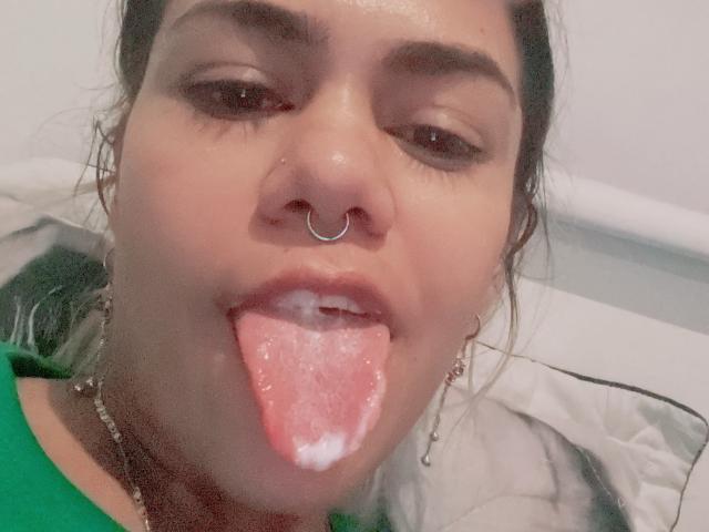 TarahDustin - Live sex cam - 24135097