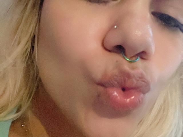 TarahDustin - Live sex cam - 24135117