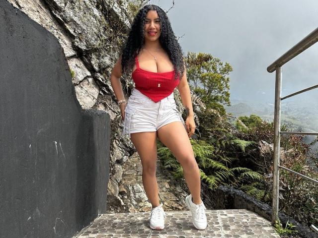 SerenaWillow - Live porn &amp; sex cam - 24137033