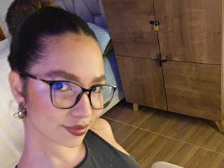 KendallPiierce69 - Sexe cam en vivo - 24138761