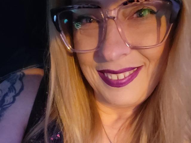 PurplesLips - Sexe cam en vivo - 24140121