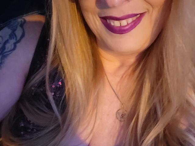 PurplesLips - Sexe cam en vivo - 24140189