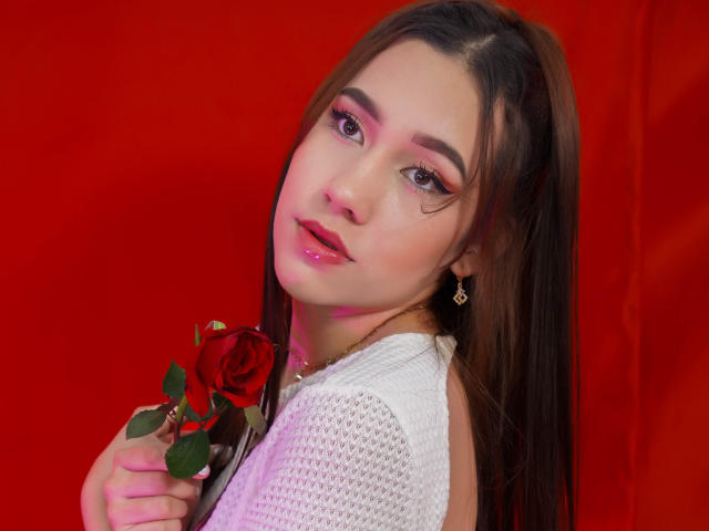 CelesteRusso - Live Sex Cam - 24146569