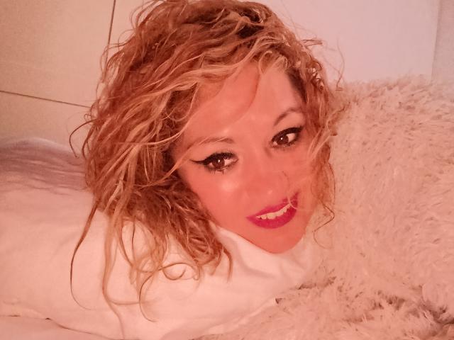 NatashaChaus - Live sex cam - 24149885