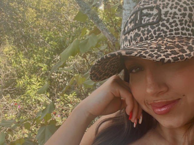 PaulettSmith - Live sex cam - 24155649