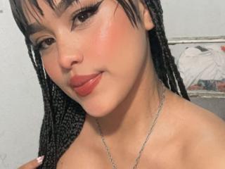 EmiilyFerrersX - Live sex cam - 24157825