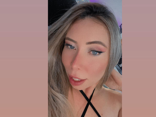 JennyLawry - сексуальная веб-камера в реальном времени - 24162629