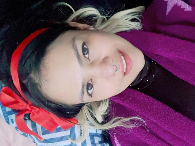 TarahDustin - Live sex cam - 24163777