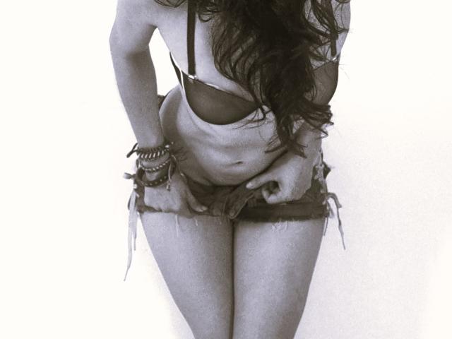 HarlyMia - Live Sex Cam - 24168537