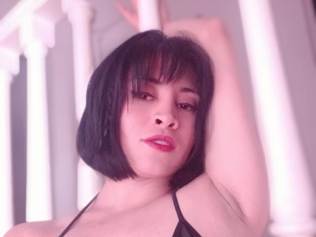 IsisDiosa - Live sex cam - 24169173