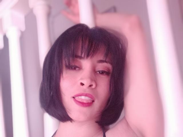 IsisDiosa - Live porno og sexkamera - 24169185