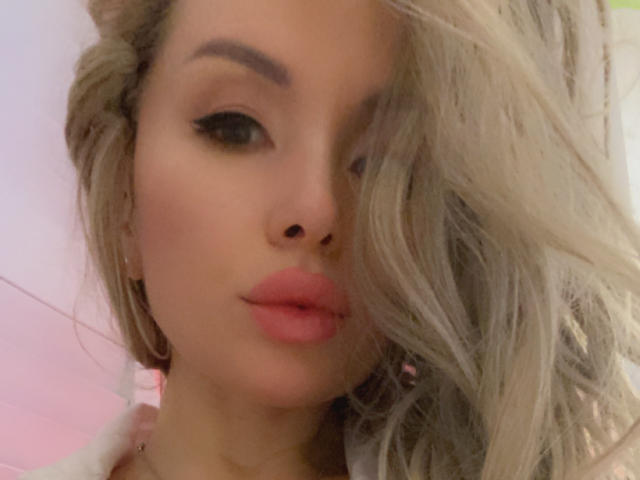 AvaGreenx - Camera khiêu dâm &amp; quyến rũ trực tiếp - 24169749