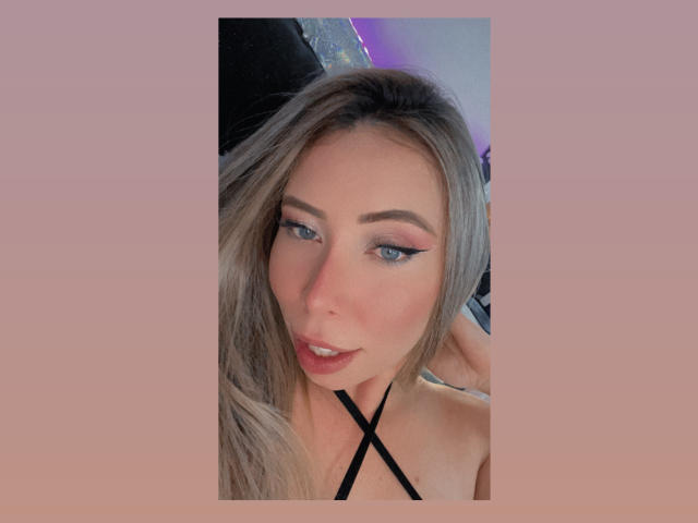 JennyLawry - Live porn &amp; sex cam - 24179057