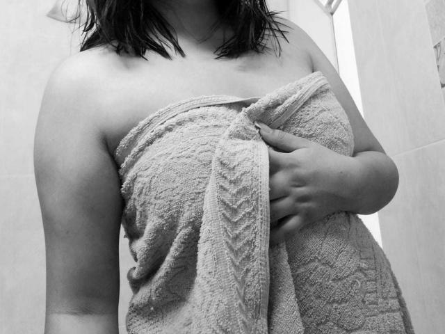 LilyRousee - Live sex cam - 24179445