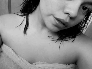 LilyRousee - Sexe cam en vivo - 24179477