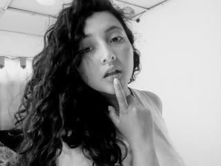 Shanaya - Live porn &amp; sex cam - 24179717