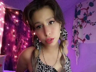 MagentaApern - Live Sex Cam - 24180889