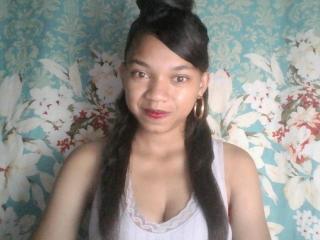 NaomiSunny - Live sex cam - 24183721