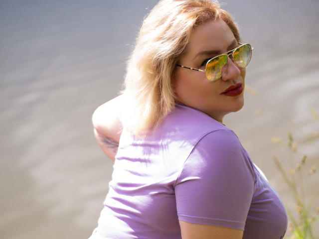 AngelinaGlam - Sexe cam en vivo - 24185545