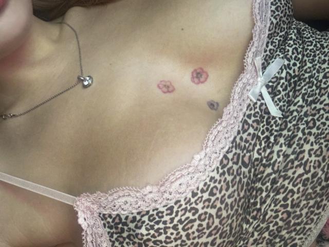 VikkyLikky - Live sex cam - 24186825