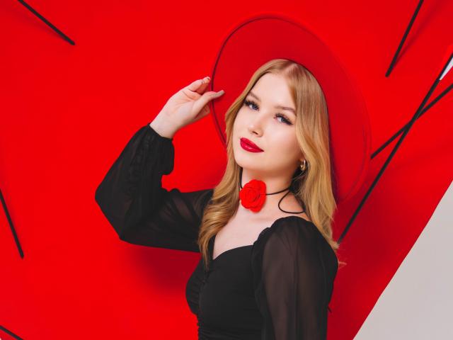 NicoleBrian - Live Sex Cam - 24188337