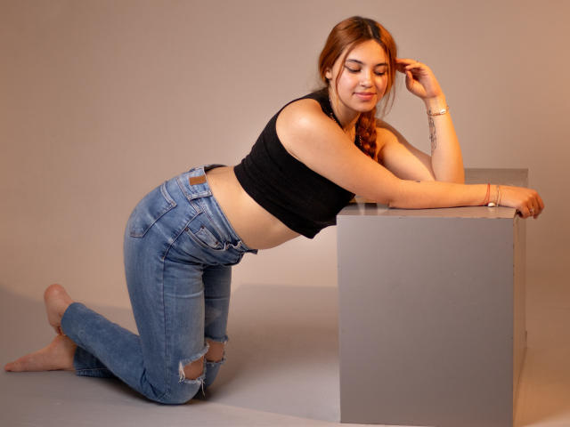 CamyCarter - Live Sex Cam - 24193381