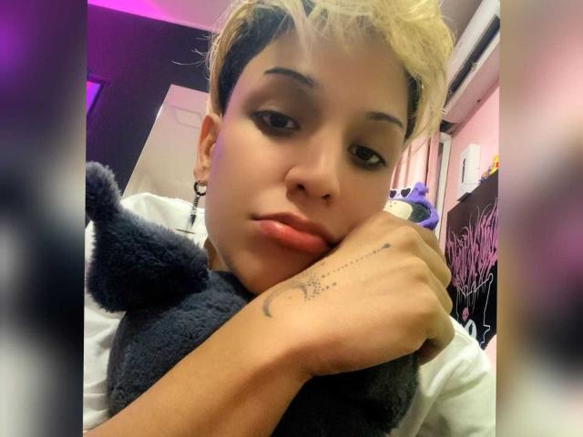 ChiaraGala - Sexe cam en vivo - 24193529